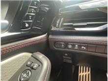 Vehicle Thumb #21