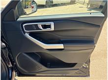 Vehicle Thumb #34