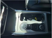 Vehicle Thumb #44