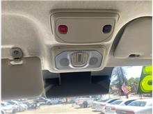 Vehicle Thumb #18