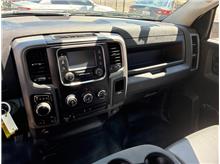 Vehicle Thumb #23
