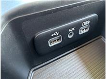 Vehicle Thumb #33