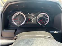 Vehicle Thumb #26