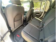 Vehicle Thumb #12