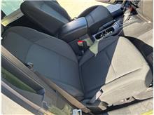 Vehicle Thumb #22
