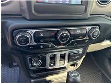 Vehicle Thumb #32