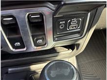 Vehicle Thumb #34