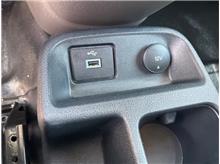Vehicle Thumb #36