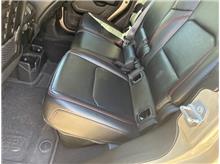 Vehicle Thumb #18