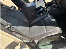 Vehicle Thumb #26