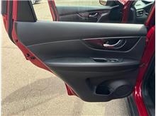 Vehicle Thumb #18