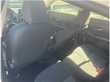 Vehicle Thumb #16