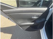 Vehicle Thumb #17