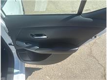 Vehicle Thumb #21