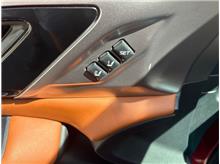 Vehicle Thumb #15