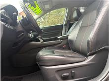 Vehicle Thumb #16