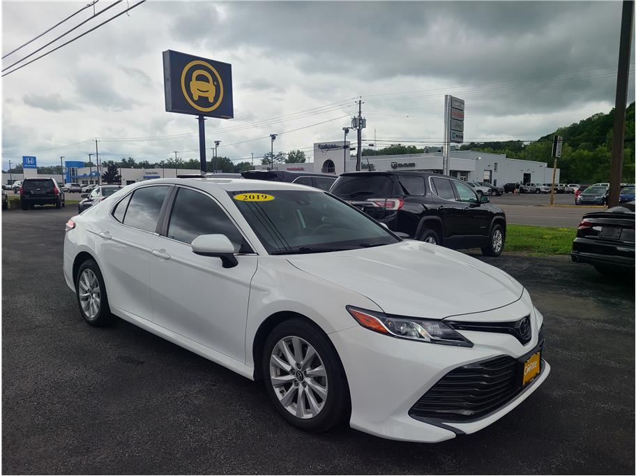 2019 Toyota Camry from CARite of Yorkville