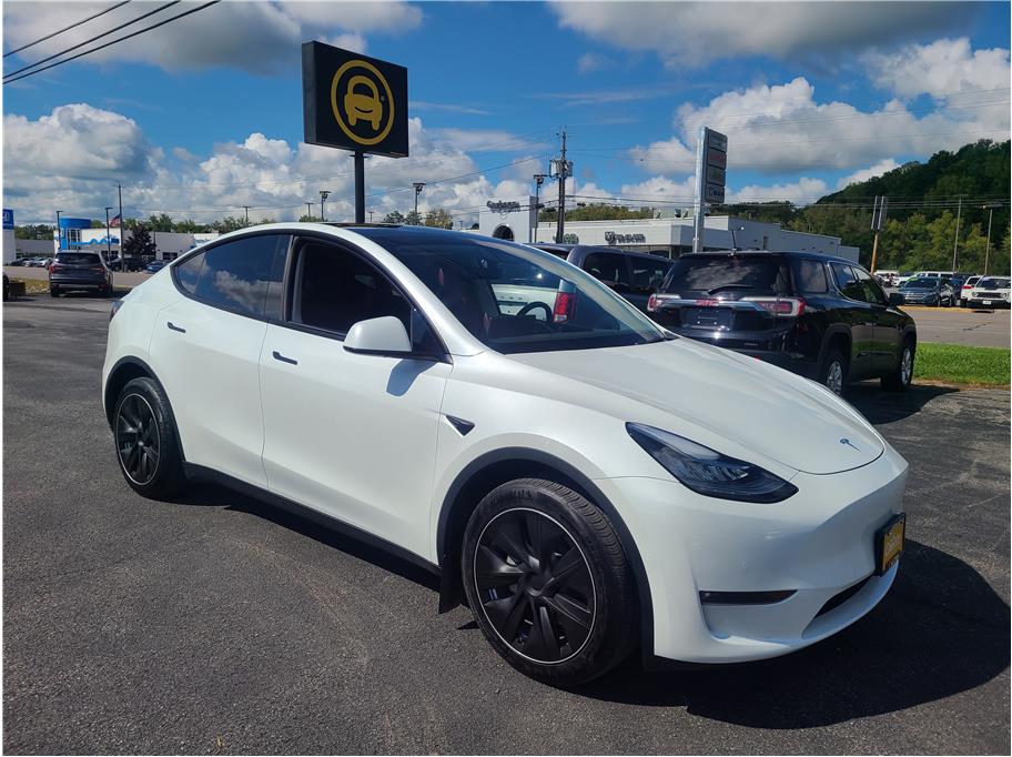 2022 Tesla Model Y from CARite of Yorkville