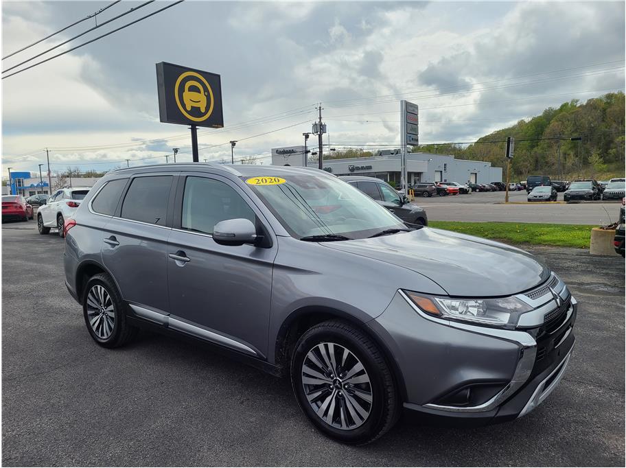 2020 Mitsubishi Outlander from CARite of Yorkville