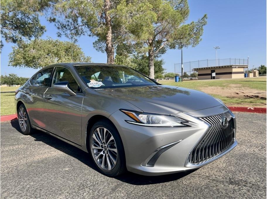 2021 Lexus ES from Eclipse Motor Company