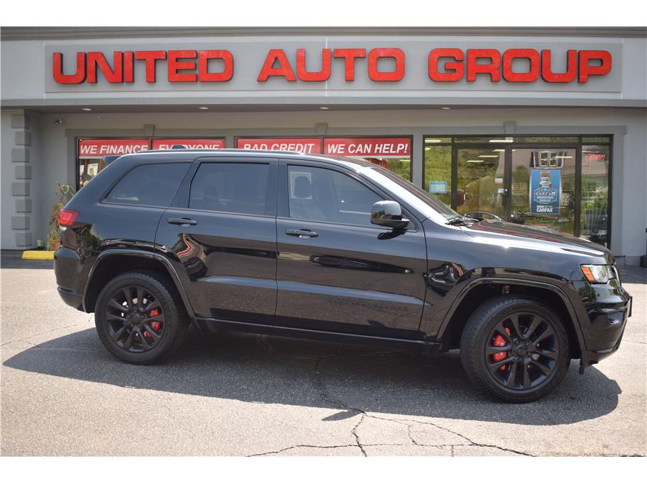 2017 Jeep Grand Cherokee from United Auto Group