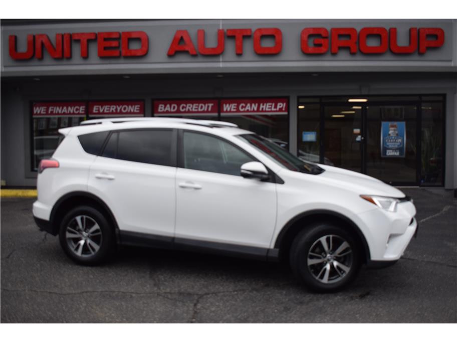 2016 Toyota RAV4 from United Auto Group