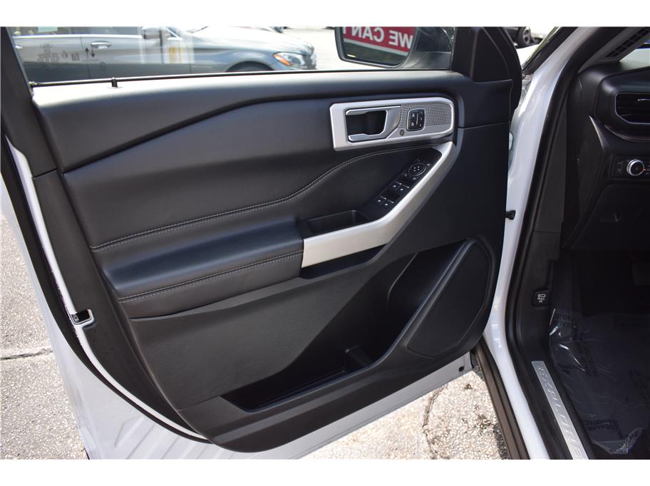 2022 Ford Explorer Limited - Photo 19