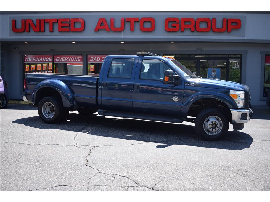 2016 Ford F350 Super Duty Crew Cab from United Auto Group