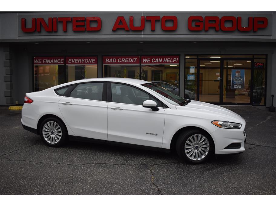 2016 Ford Fusion Hybrid S