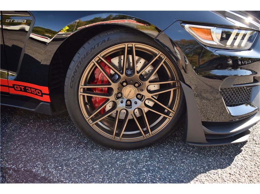 2017 Ford Mustang Shelby GT350 - Photo 27
