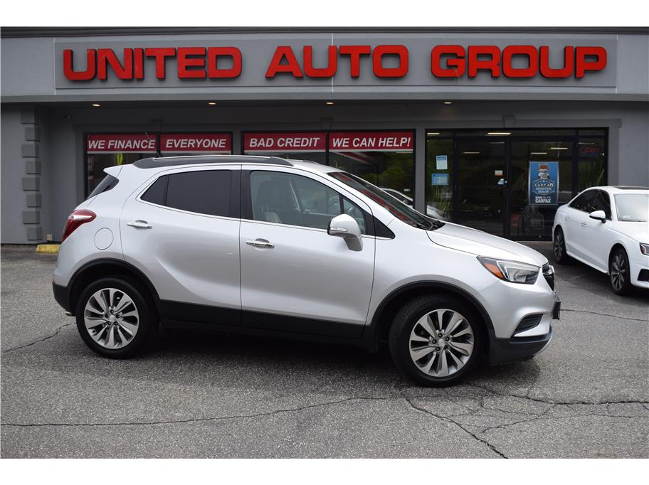2017 Buick Encore Preferred's photo