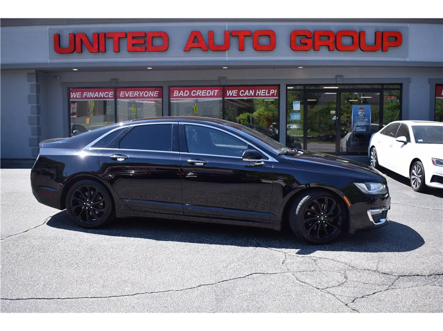 2020 Lincoln MKZ Reserve II AWD's photo