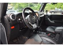 Vehicle Thumb #18