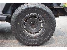 Vehicle Thumb #26