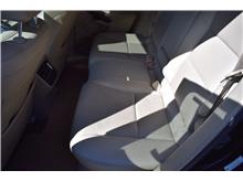 Vehicle Thumb #26