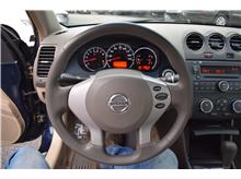 Vehicle Thumb #16