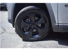 Vehicle Thumb #29