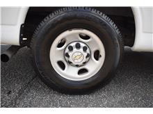 Vehicle Thumb #26