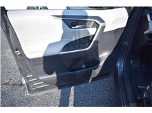 Vehicle Thumb #21