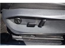 Vehicle Thumb #22