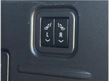 Vehicle Thumb #38
