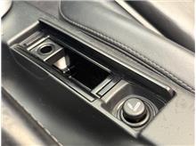 Vehicle Thumb #28