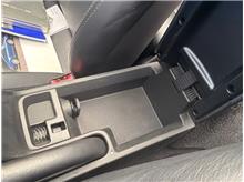 Vehicle Thumb #29