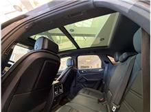 Vehicle Thumb #37
