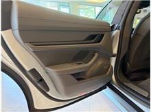 Vehicle Thumb #12