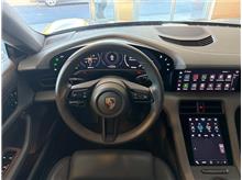 Vehicle Thumb #16