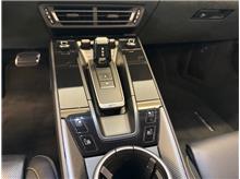 Vehicle Thumb #46
