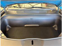 Vehicle Thumb #51