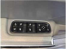 Vehicle Thumb #36