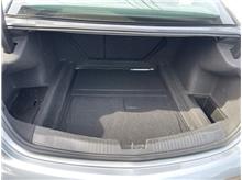 Vehicle Thumb #33